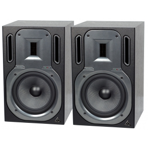 Behringer B3031A