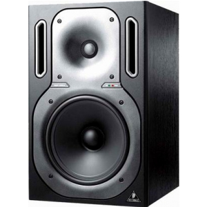 Behringer B2031A Truth